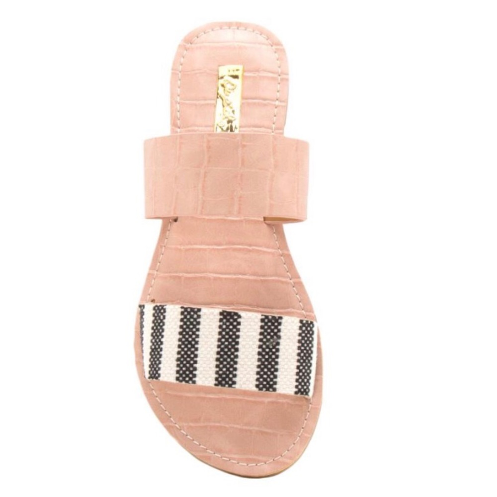 Qupid Blush Pink Sandals Size 10